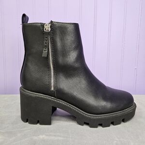 Dolce Vita Nicola Lug Sole Bootie 7.5